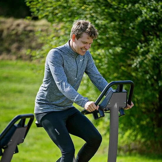 Kompan Outdoor-Fitnessgerät "City-Bike" – Bild 2